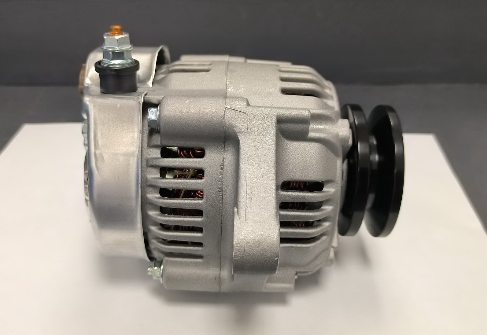 Генератор KUBOTA V1505, D1105 — изображение 2
